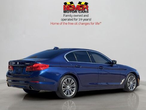 Used 2019 BMW 530i xDrive w/ Premium Package image 5