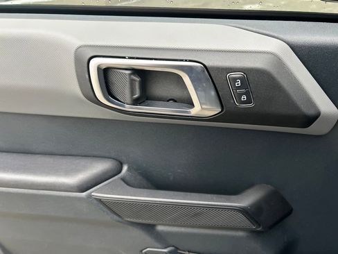 Used 2024 Ford Bronco Big Bend image 10