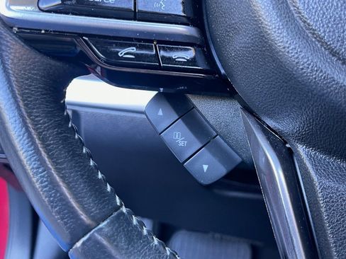 Used 2018 Subaru Outback 2.5i Limited image 38