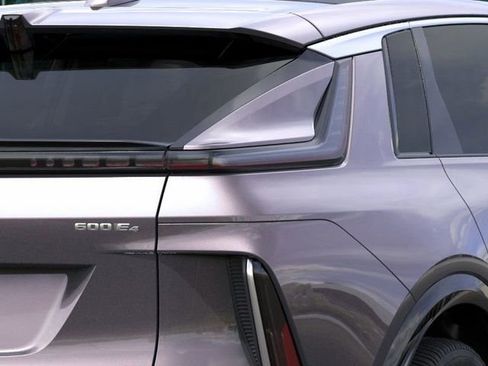 New 2026 Cadillac Lyriq Luxury image 11