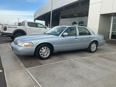 Used 2005 Mercury Grand Marquis LS image 2