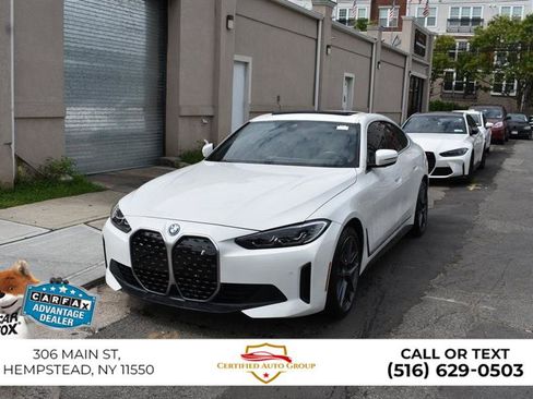 Used 2023 BMW i4 eDrive35 RWD image 3