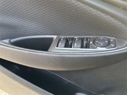 Used 2020 Chevrolet Malibu LT image 24