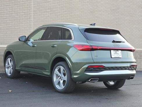 New 2025 Audi Q5 Prestige image 24