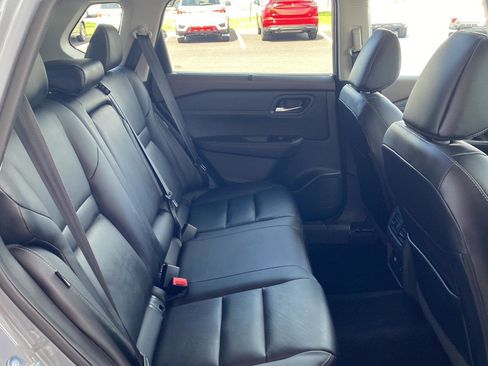 Certified 2023 Nissan Rogue SL w/ SL Premium Package image 29