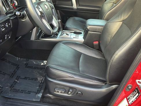 Used 2022 Toyota 4Runner Limited image 13