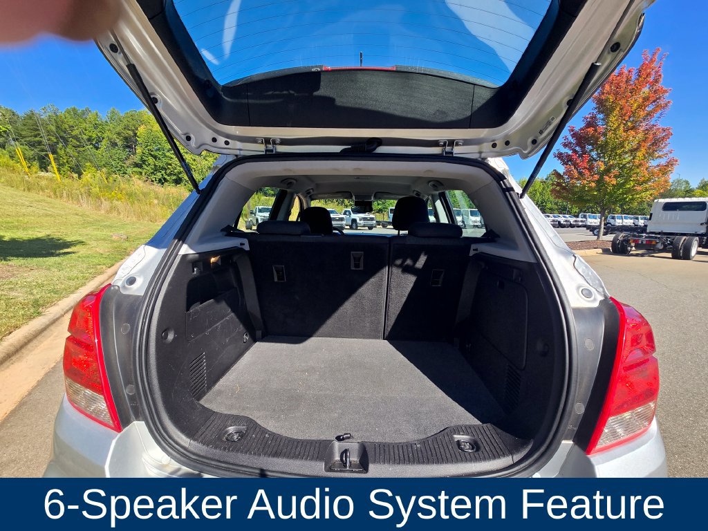 Used 2019 Chevrolet Trax LS FWD image 4