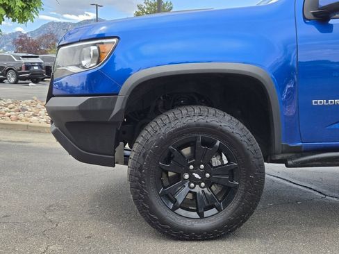 Used 2019 Chevrolet Colorado ZR2 w/ ZR2 Dusk Special Edition AWD/4WD image 4