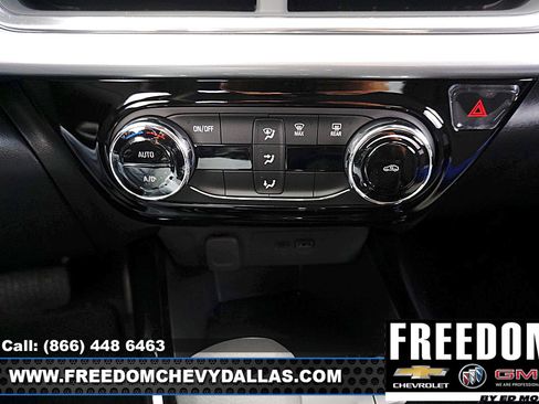 New 2026 Chevrolet Trax LT image 23