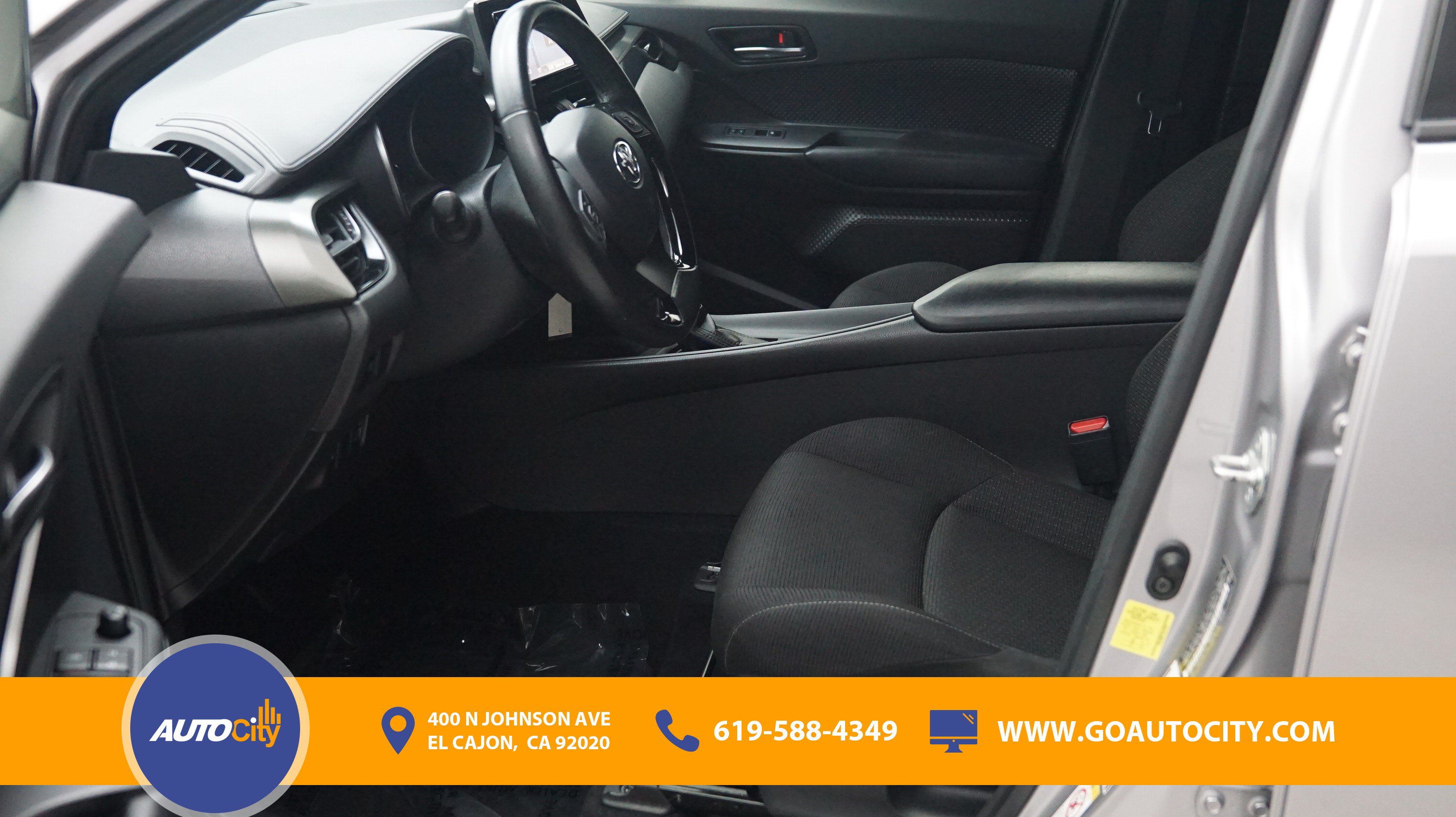 Used 2018 Toyota C-HR XLE FWD image 9