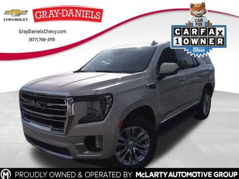Used 2023 GMC Yukon SLT image 1
