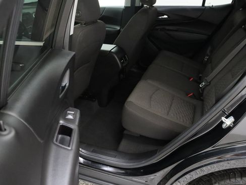 Used 2020 Chevrolet Equinox LT w/ Driver Convenience Package image 28