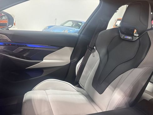 Used 2026 BMW M5 Touring w/ Executive Package AWD/4WD image 18