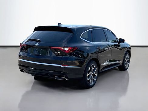 Used 2024 Acura MDX w/ Technology Package FWD image 8
