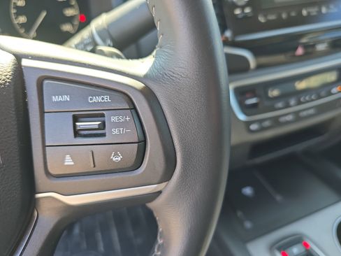 Used 2024 Honda Ridgeline Sport image 18