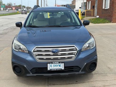Used 2017 Subaru Outback 2.5i AWD/4WD image 2