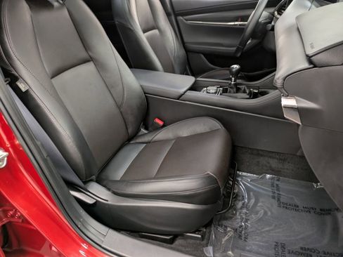 Used 2022 MAZDA MAZDA3 s image 28