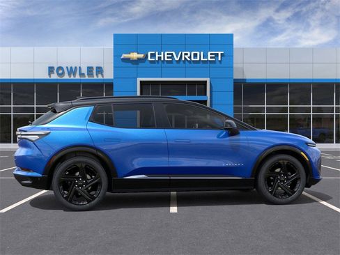 New 2026 Chevrolet Equinox EV RS image 5