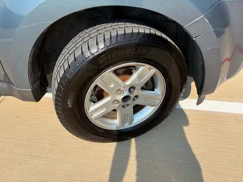 Used 2011 Ford Escape 4WD Hybrid image 34