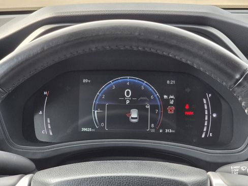 Used 2025 Toyota Grand Highlander FWD image 16
