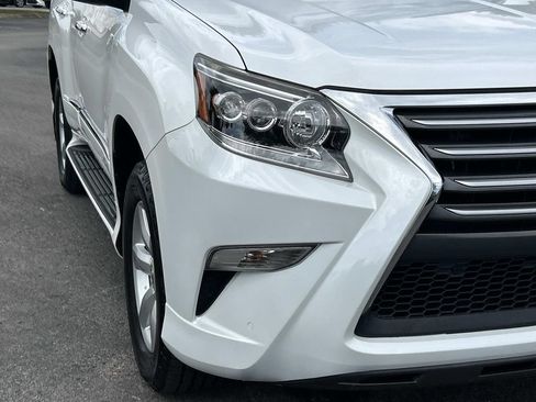 Used 2019 Lexus GX 460 w/ Navigation Package AWD/4WD image 13