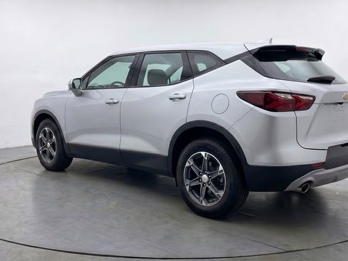 Used 2025 Chevrolet Blazer LT FWD image 6