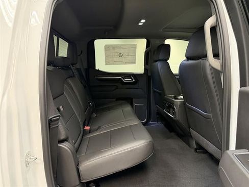 New 2026 GMC Sierra 1500 SLT w/ SLT Premium Package AWD/4WD image 13