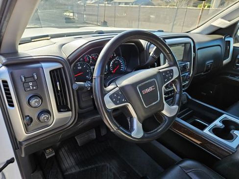 Used 2018 GMC Sierra 1500 SLT image 9