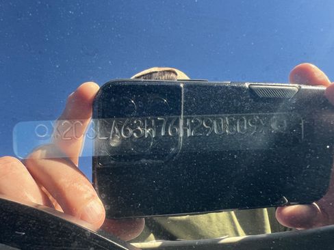 Used 2006 Chrysler 300 C w/ Protection Group II image 13