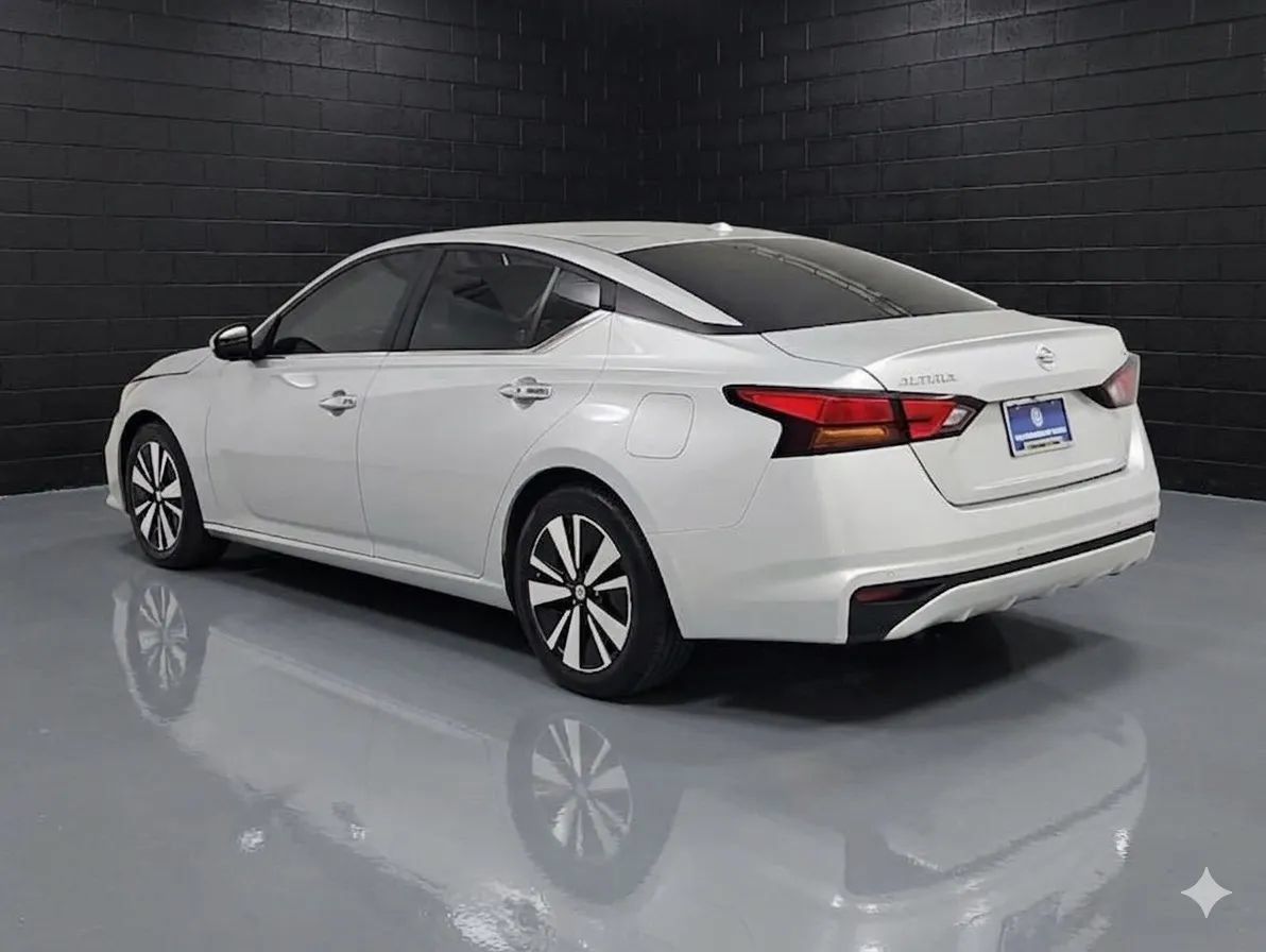 Used 2020 Nissan Altima 2.5 S FWD image 3