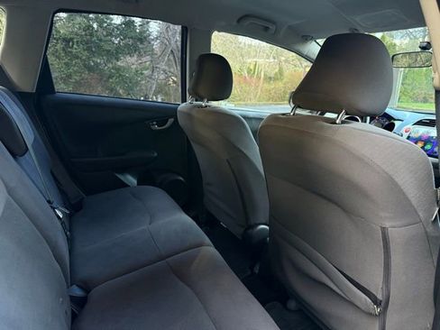 Used 2013 Honda Fit image 18