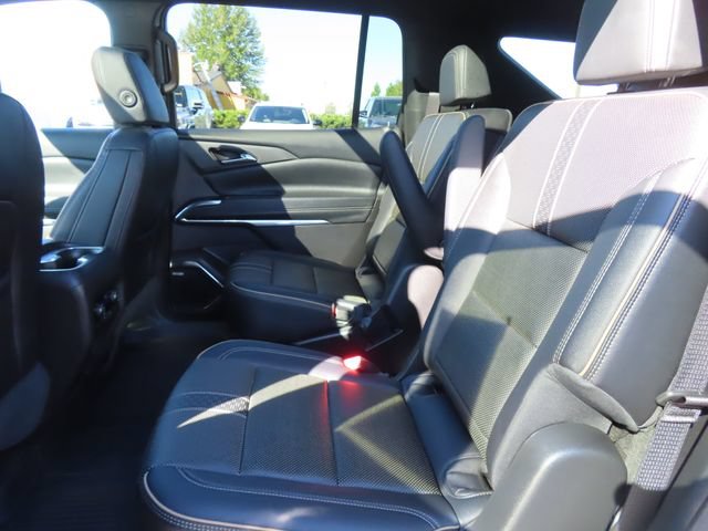 Certified 2025 Chevrolet Traverse High Country w/ LPO, Floor Liner Package AWD/4WD image 43