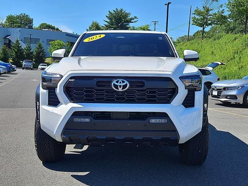Used 2024 Toyota Tacoma TRD Off-Road w/ TRD Off Road Premium Package AWD/4WD image 2