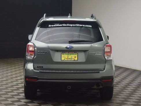 Used 2017 Subaru Forester 2.5i Premium AWD/4WD image 9