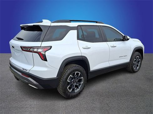 New 2026 Chevrolet Equinox ACTIV image 3