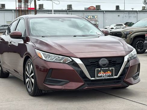 Used 2022 Nissan Sentra SV w/ SV Premium Package FWD image 7