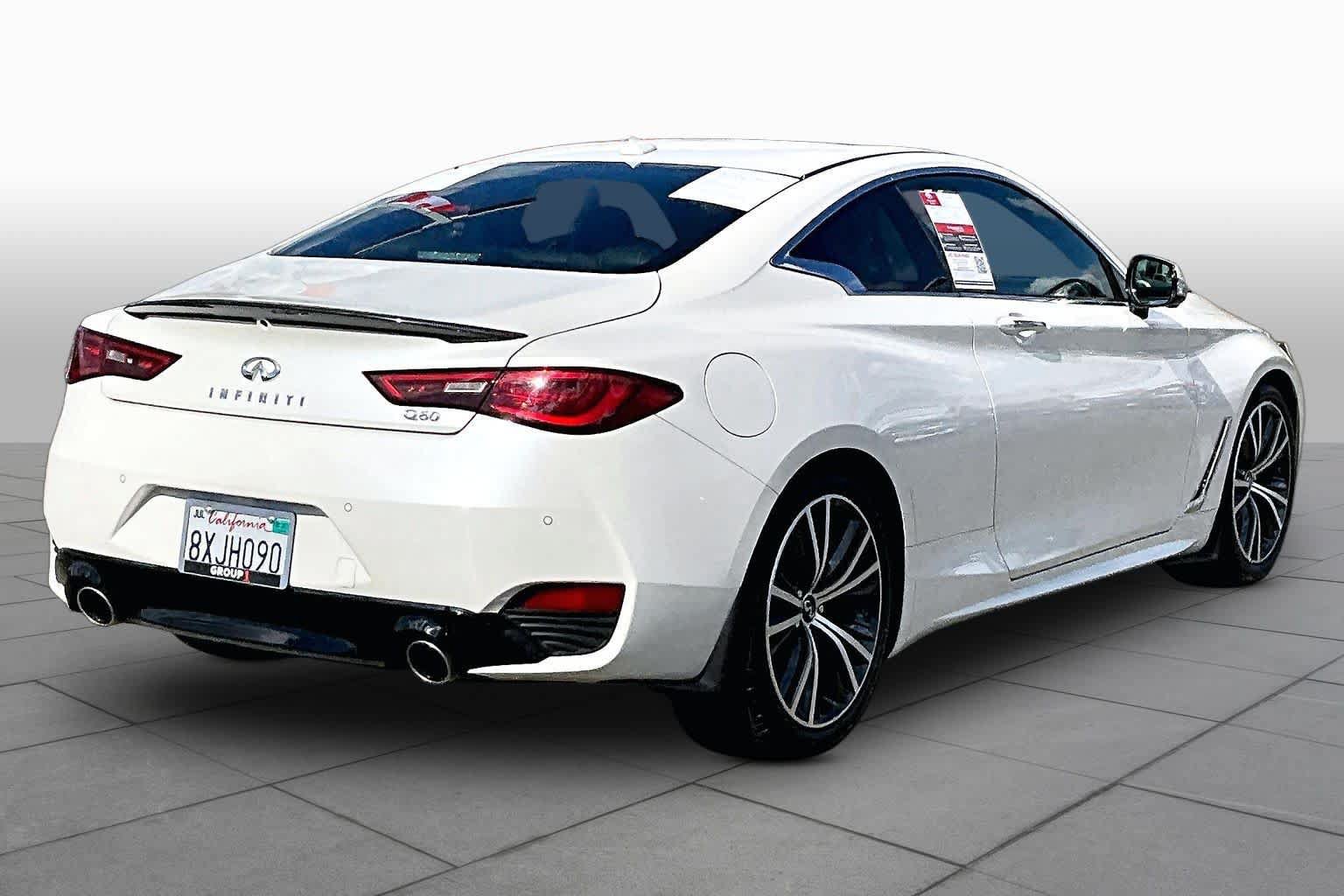 Used 2021 INFINITI Q60 3.0t Luxe w/ Essential Package RWD image 12