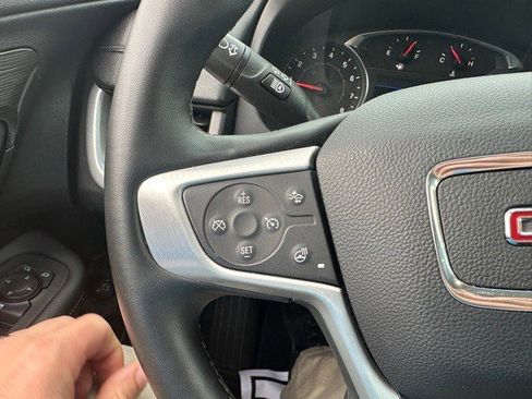 Certified 2024 GMC Terrain SLT image 14