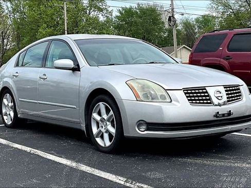 Used 2004 Nissan Maxima 3.5 SE w/ Sensory Pkg FWD image 2