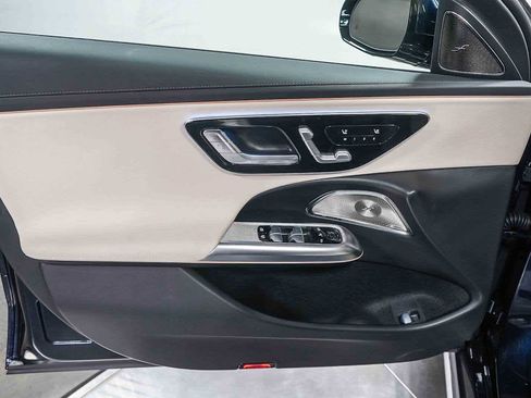 Used 2025 Mercedes-Benz E 350 Sedan image 21