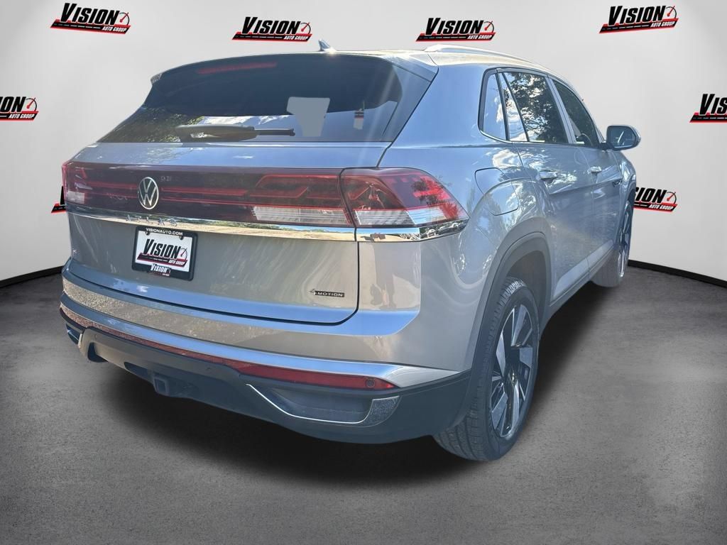 Used 2026 Volkswagen Atlas Cross Sport SE AWD/4WD image 5
