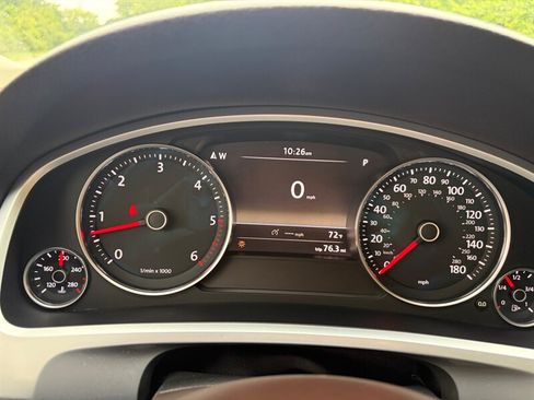 Used 2012 Volkswagen Touareg TDI AWD/4WD image 14