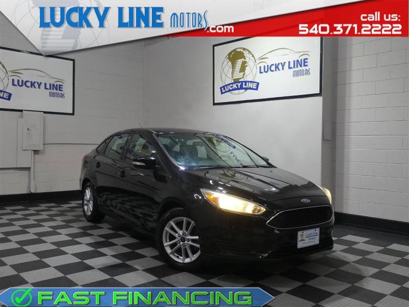 Used 2015 Ford Focus SE w/ Reverse Sensing Package FWD image 1