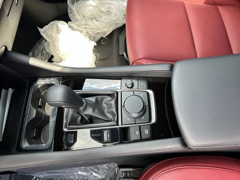 New 2026 MAZDA MAZDA3 Hatchback w/Premium Plus Pkg AWD/4WD image 16