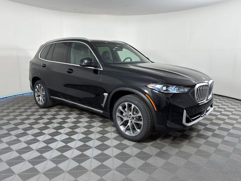 Used 2026 BMW X5 sDrive40i w/ Parking Assistance Package RWD image 7