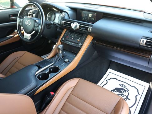 Used 2020 Lexus RC 300 AWD w/ Premium Package image 29