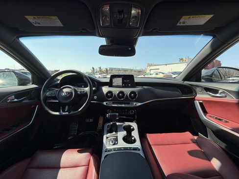 Used 2020 Kia Stinger GT1 image 26