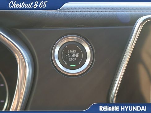 Used 2022 Chevrolet Blazer Premier w/ Enhanced Convenience Package AWD/4WD image 33