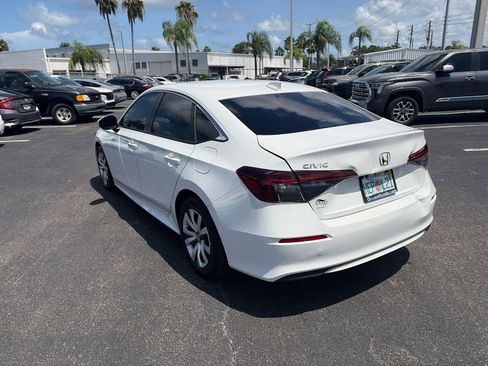 Certified 2025 Honda Civic LX image 5