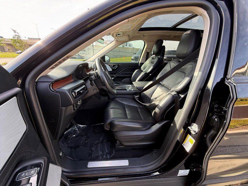Certified 2023 Lincoln Aviator Reserve w/ Equipment Group 201A AWD/4WD image 30